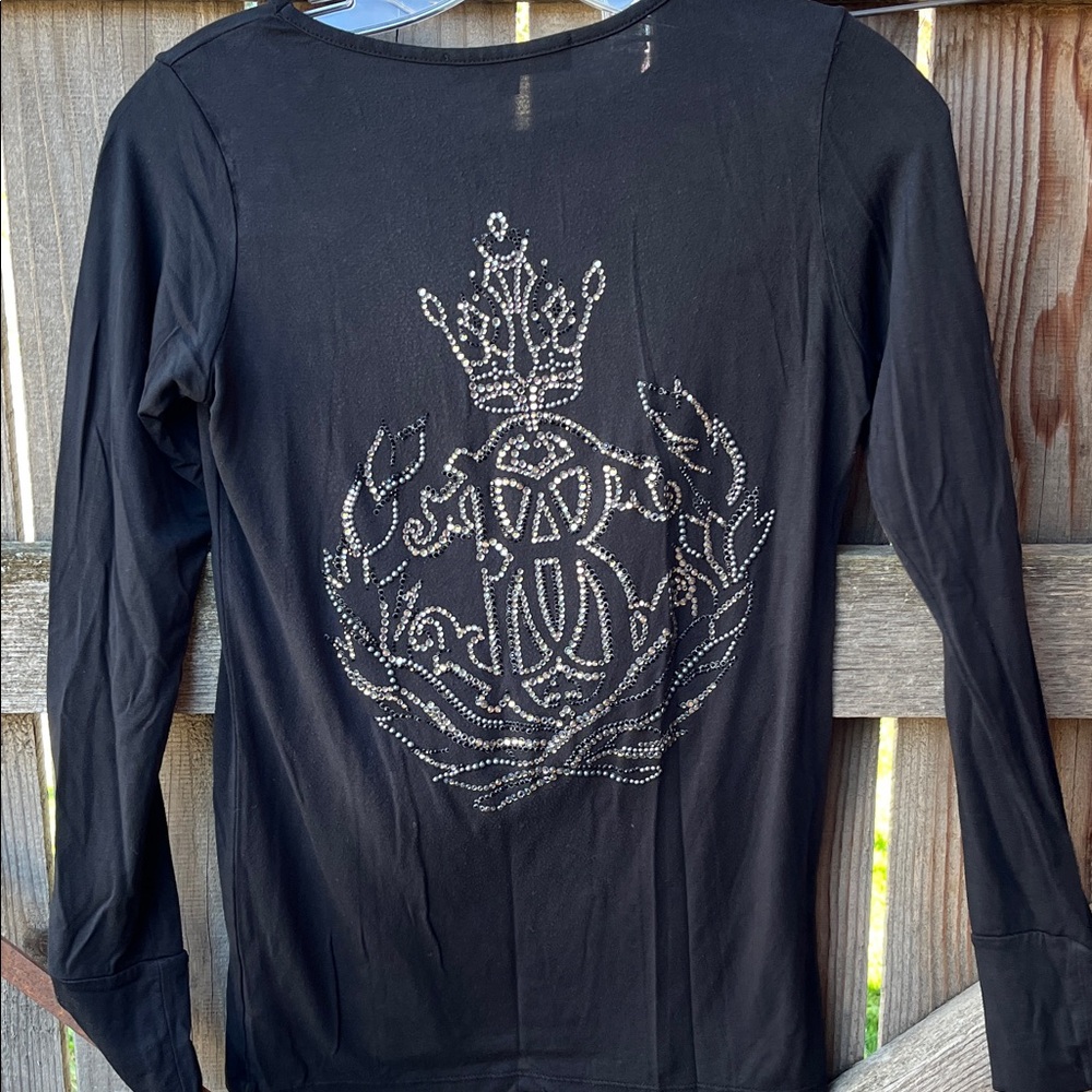 Essential Black Long Sleeve Tee